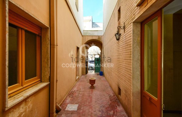 casa indipendente in vendita a Campi Salentina