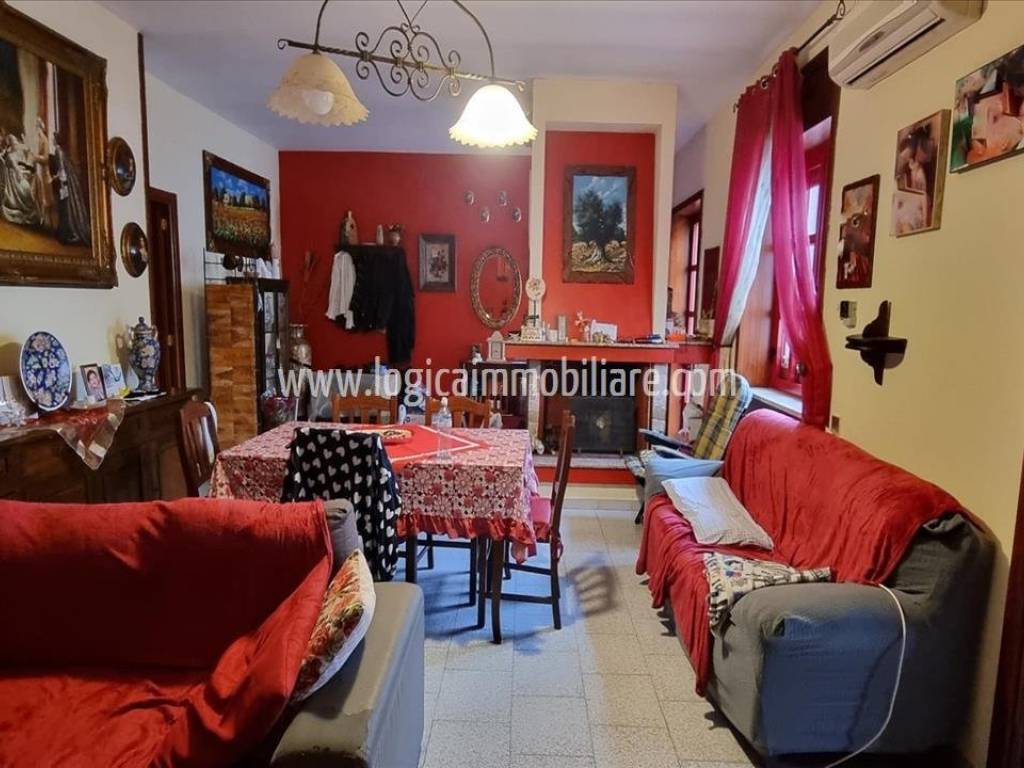 appartamento in vendita a Campi Salentina