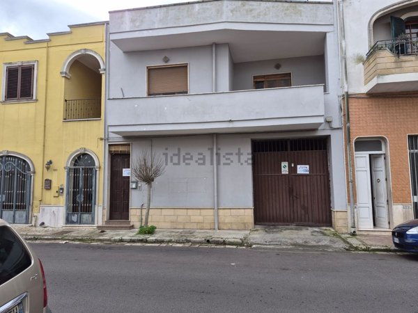 appartamento in vendita a Campi Salentina