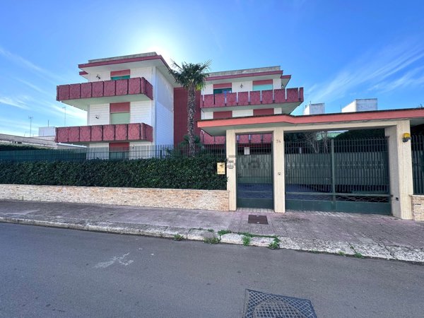 appartamento in vendita a Campi Salentina