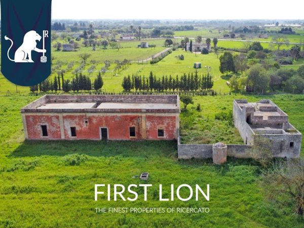casa indipendente in vendita a Campi Salentina