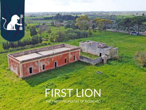 casa indipendente in vendita a Campi Salentina