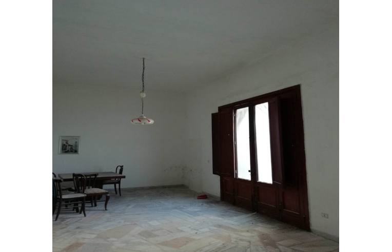 casa indipendente in vendita a Campi Salentina