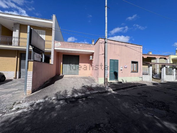 casa indipendente in vendita a Campi Salentina