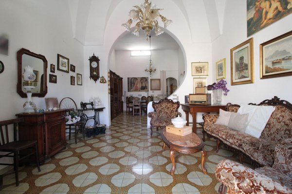 casa indipendente in vendita a Campi Salentina