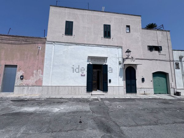 casa indipendente in vendita a Campi Salentina