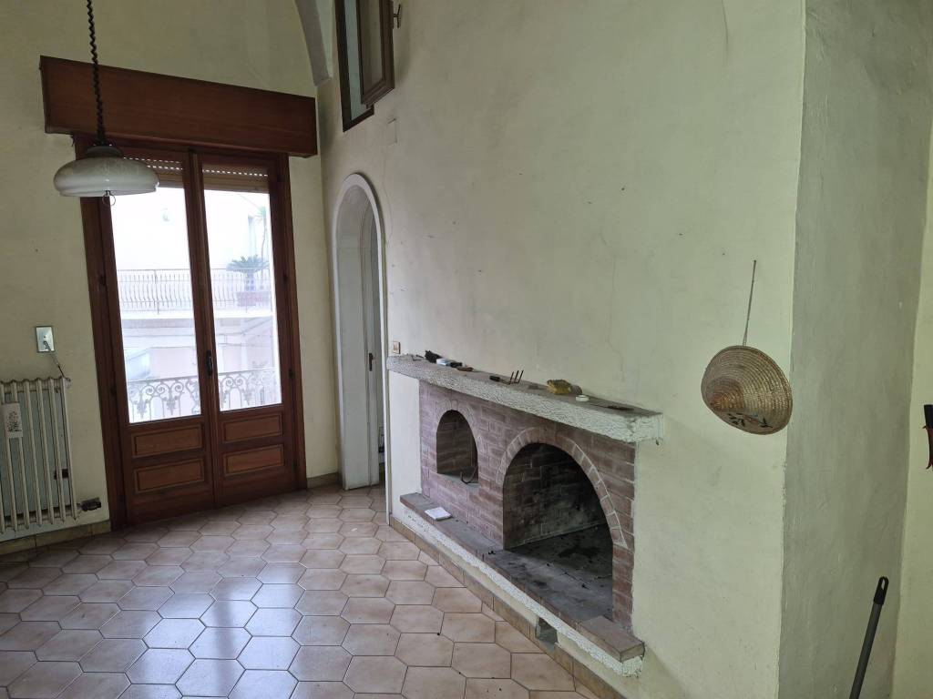 appartamento in vendita a Campi Salentina