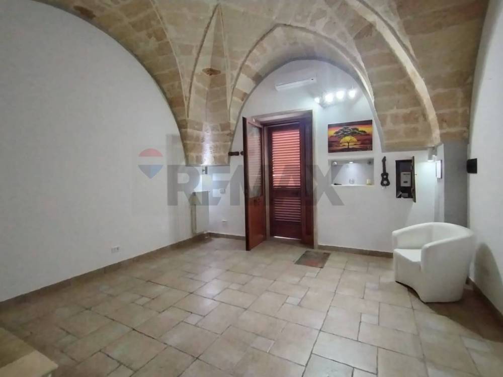 casa indipendente in vendita a Campi Salentina