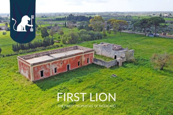 casa indipendente in vendita a Campi Salentina