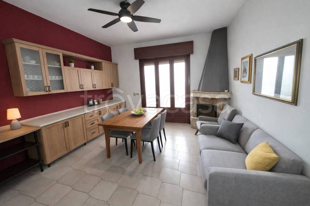 casa indipendente in vendita a Campi Salentina