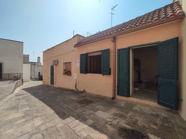 casa indipendente in vendita a Cannole