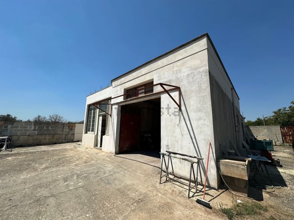 casa indipendente in vendita a Cannole