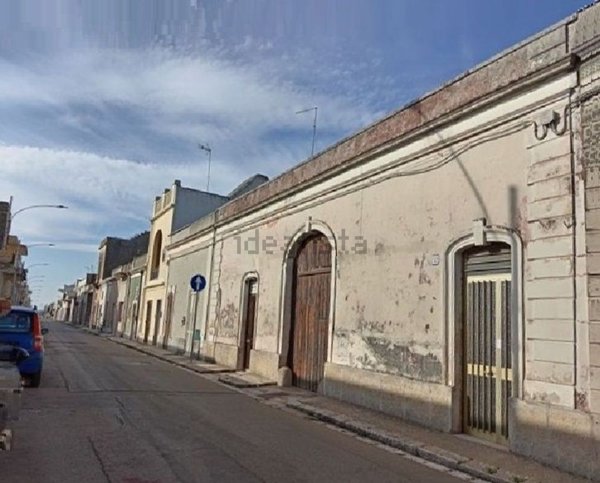 terreno edificabile in vendita a Caprarica di Lecce