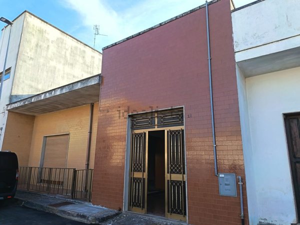 casa indipendente in vendita a Caprarica di Lecce