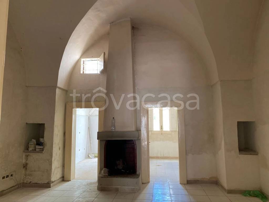 casa indipendente in vendita a Caprarica di Lecce