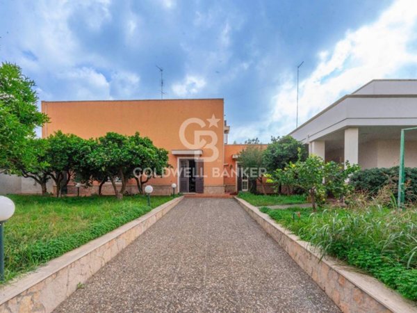 casa indipendente in vendita a Carmiano