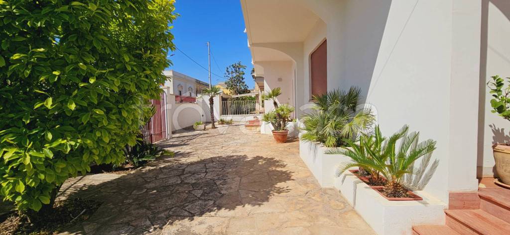casa indipendente in vendita a Carmiano