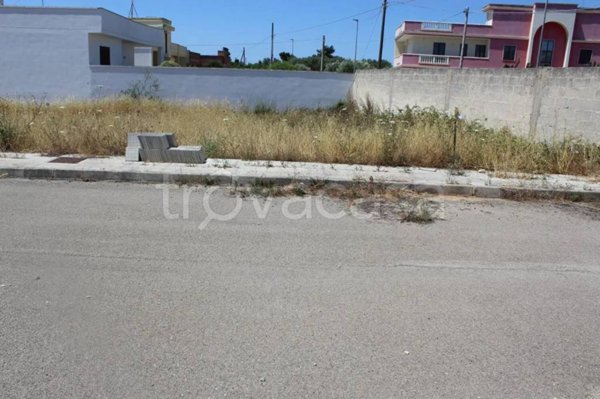 casa indipendente in vendita a Carmiano in zona Magliano