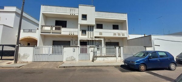 casa indipendente in vendita a Carmiano