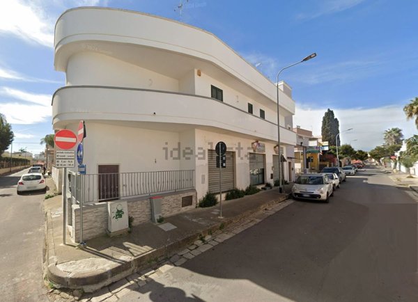 locale commerciale in vendita a Carmiano