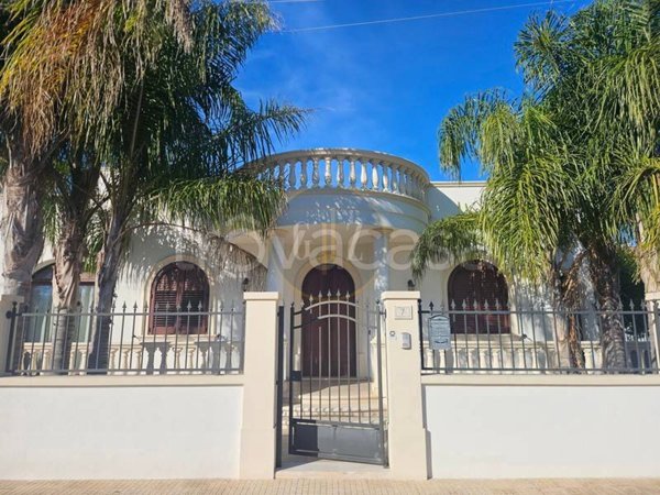 casa indipendente in vendita a Carmiano