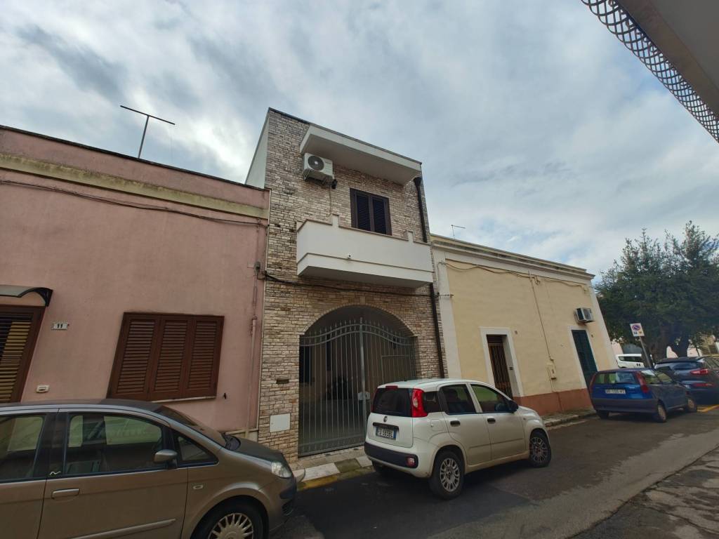 casa indipendente in vendita a Carmiano