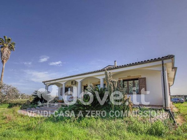 casa indipendente in vendita a Carmiano