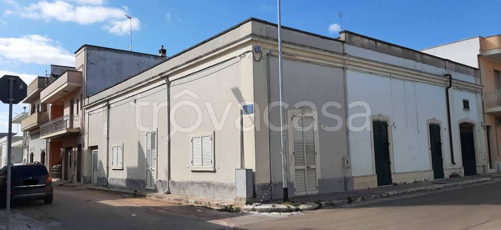 casa indipendente in vendita a Carmiano