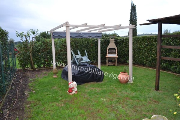 appartamento in vendita a Carmiano in zona Magliano