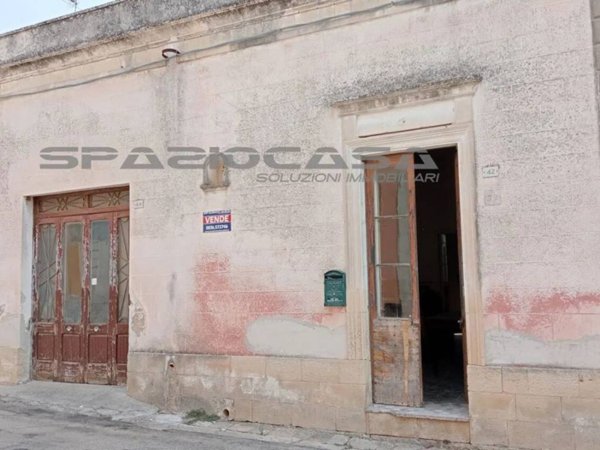 casa indipendente in vendita a Carpignano Salentino