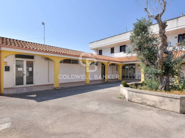 negozio in vendita a Carpignano Salentino in zona Serrano