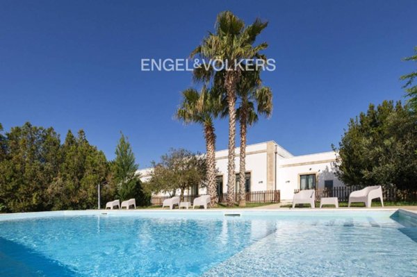 bifamiliare in vendita a Carpignano Salentino