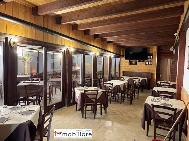 negozio in vendita a Carpignano Salentino in zona Serrano