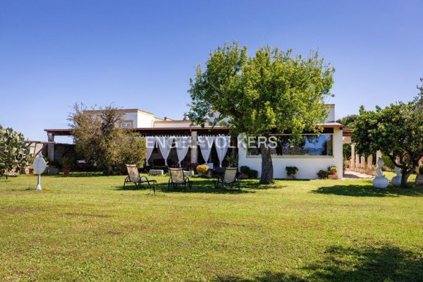casa indipendente in vendita a Carpignano Salentino