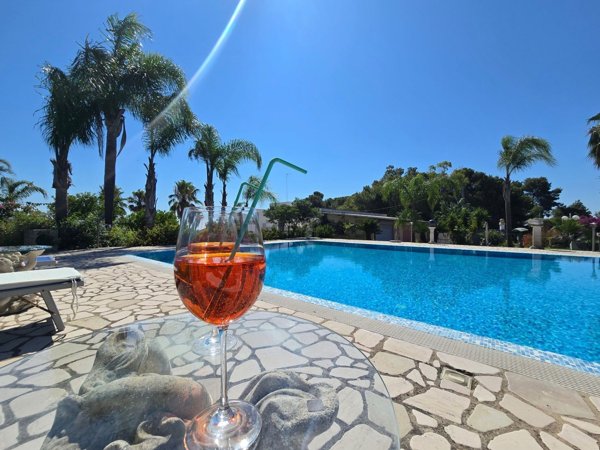 casa indipendente in vendita a Carpignano Salentino