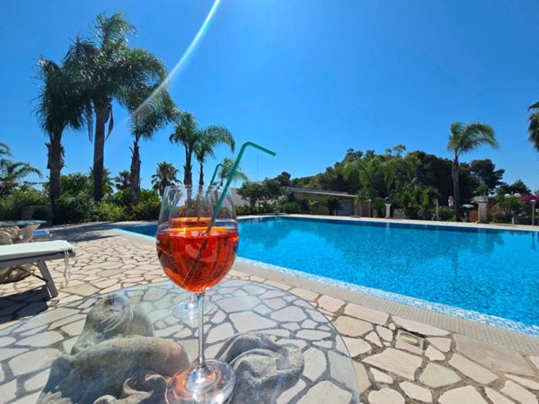 casa indipendente in vendita a Carpignano Salentino