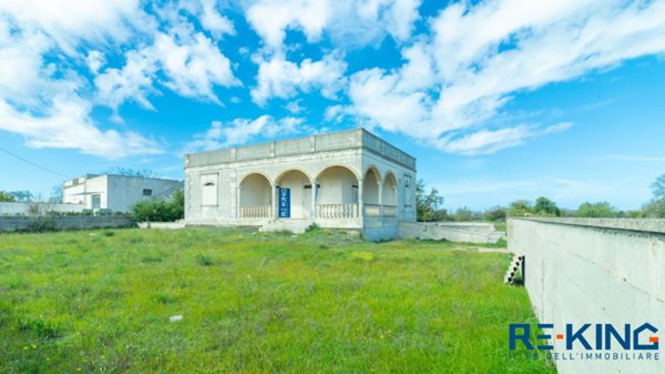 casa indipendente in vendita a Carpignano Salentino