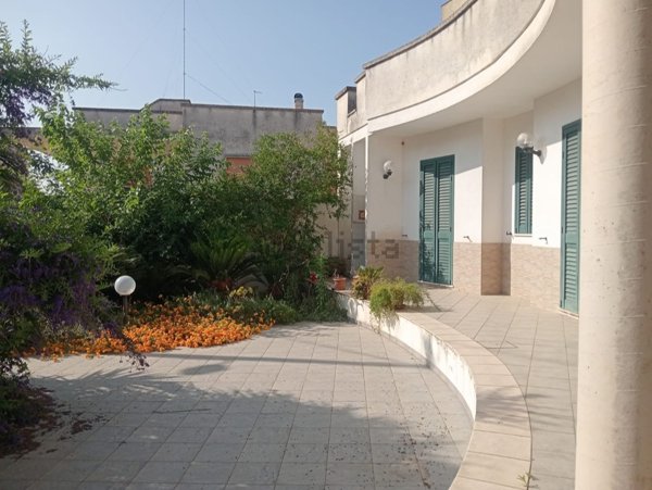 casa indipendente in vendita a Carpignano Salentino