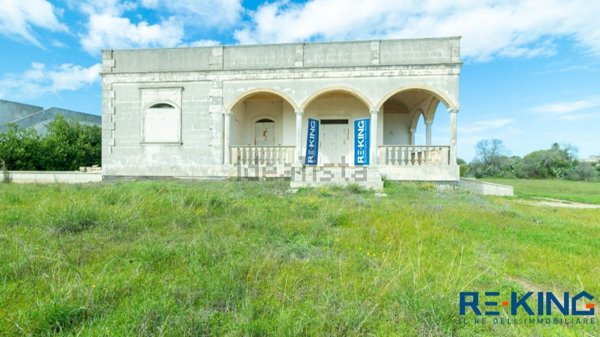 casa indipendente in vendita a Carpignano Salentino