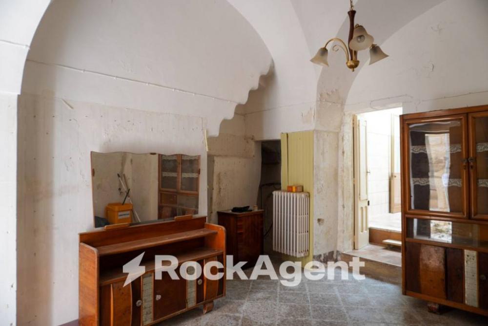 casa indipendente in vendita a Carpignano Salentino