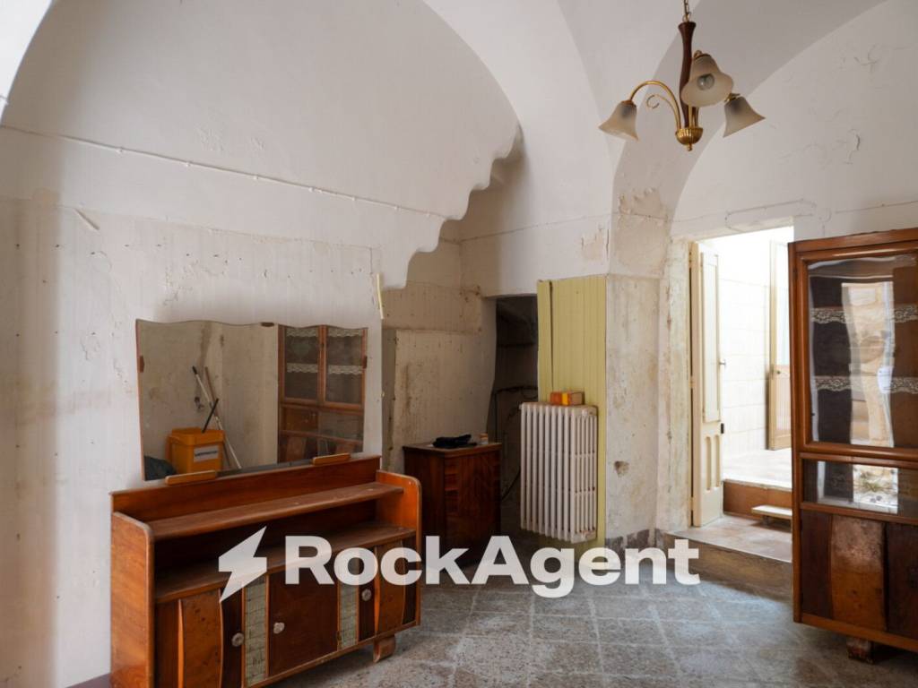 casa indipendente in vendita a Carpignano Salentino