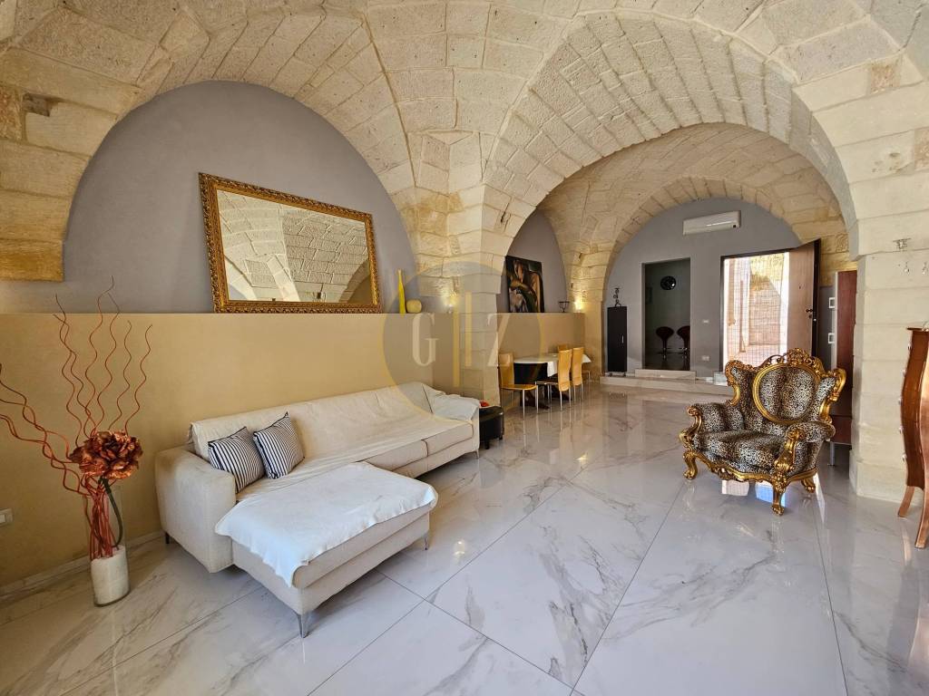 casa indipendente in vendita a Carpignano Salentino