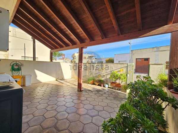 casa indipendente in vendita a Carpignano Salentino