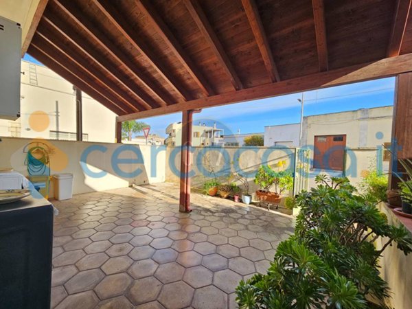 casa indipendente in vendita a Carpignano Salentino