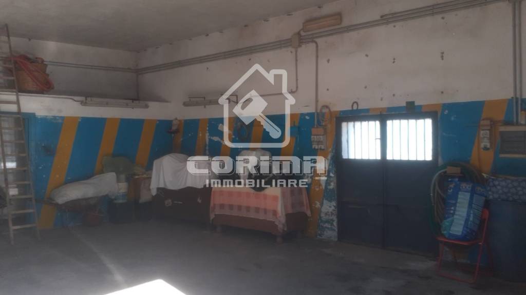 negozio in vendita a Carpignano Salentino