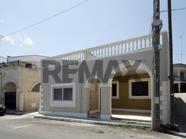 casa indipendente in vendita a Carpignano Salentino