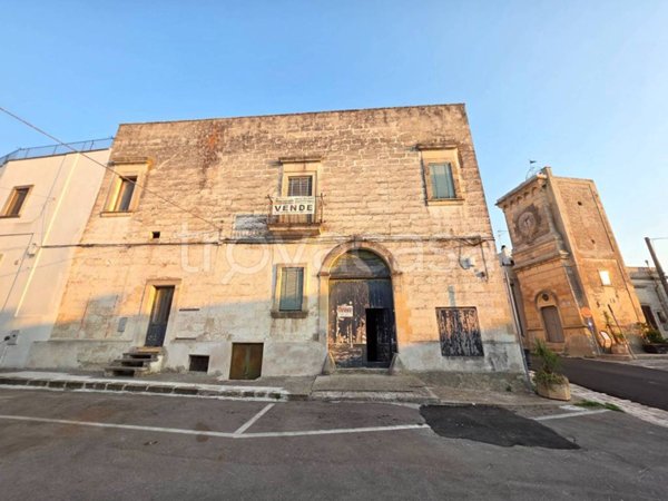 esavano in vendita a Carpignano Salentino in zona Serrano