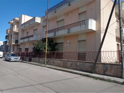intera palazzina in vendita a Casarano