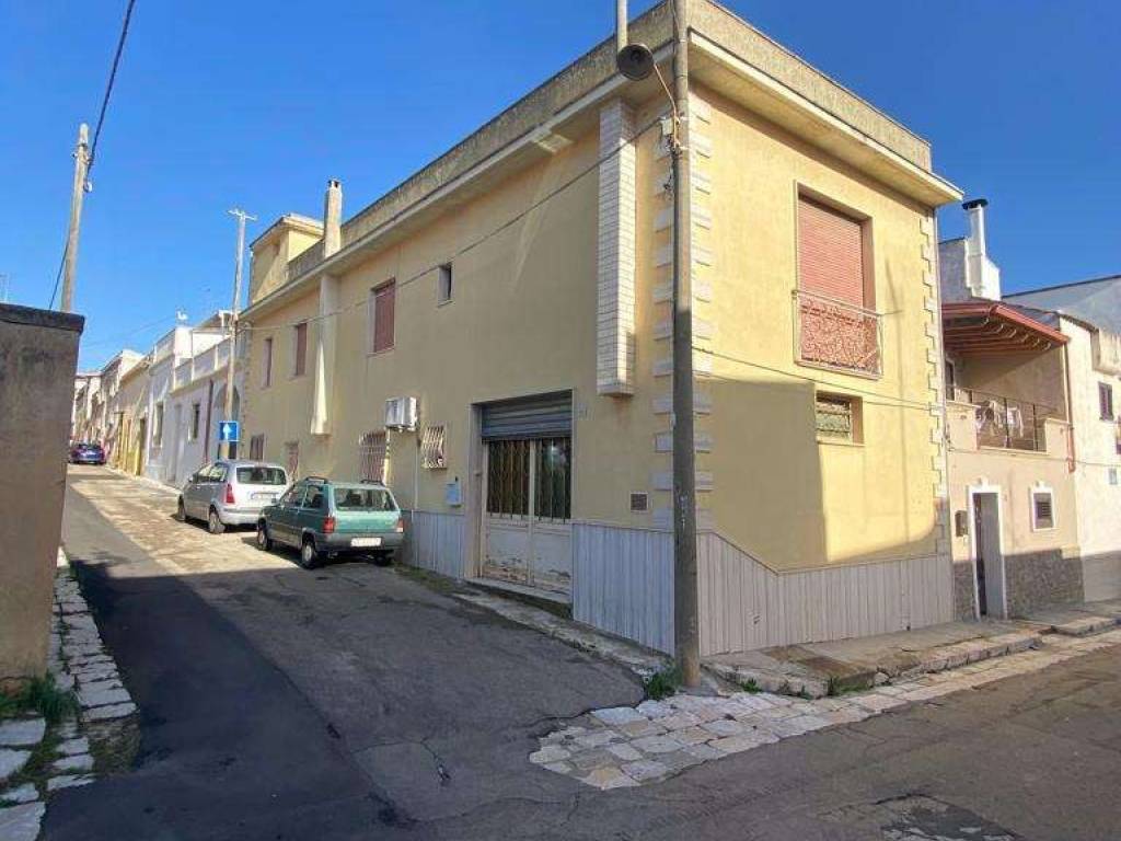 casa indipendente in vendita a Casarano