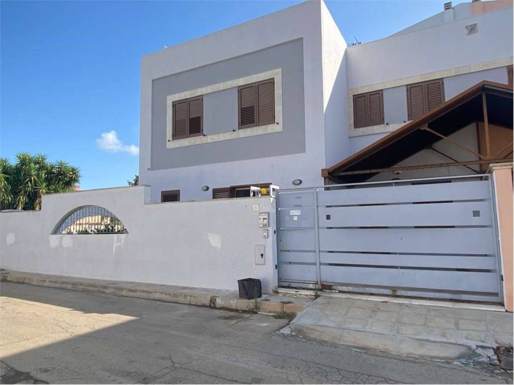 casa indipendente in vendita a Casarano